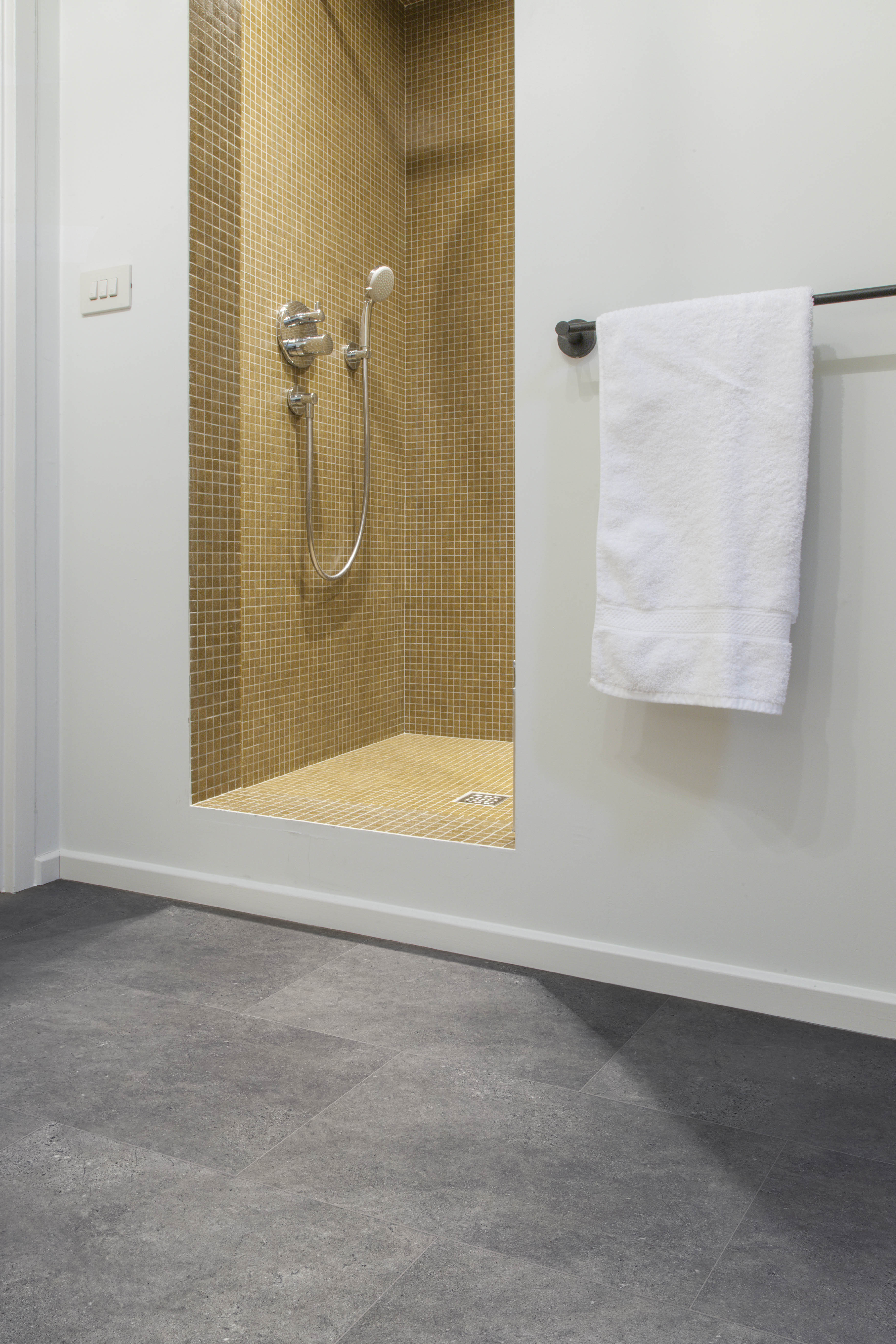 COREtec® Rigid Klick-Vinyl 'Aquila 50' - The Essentials - 50 LVTE 1850