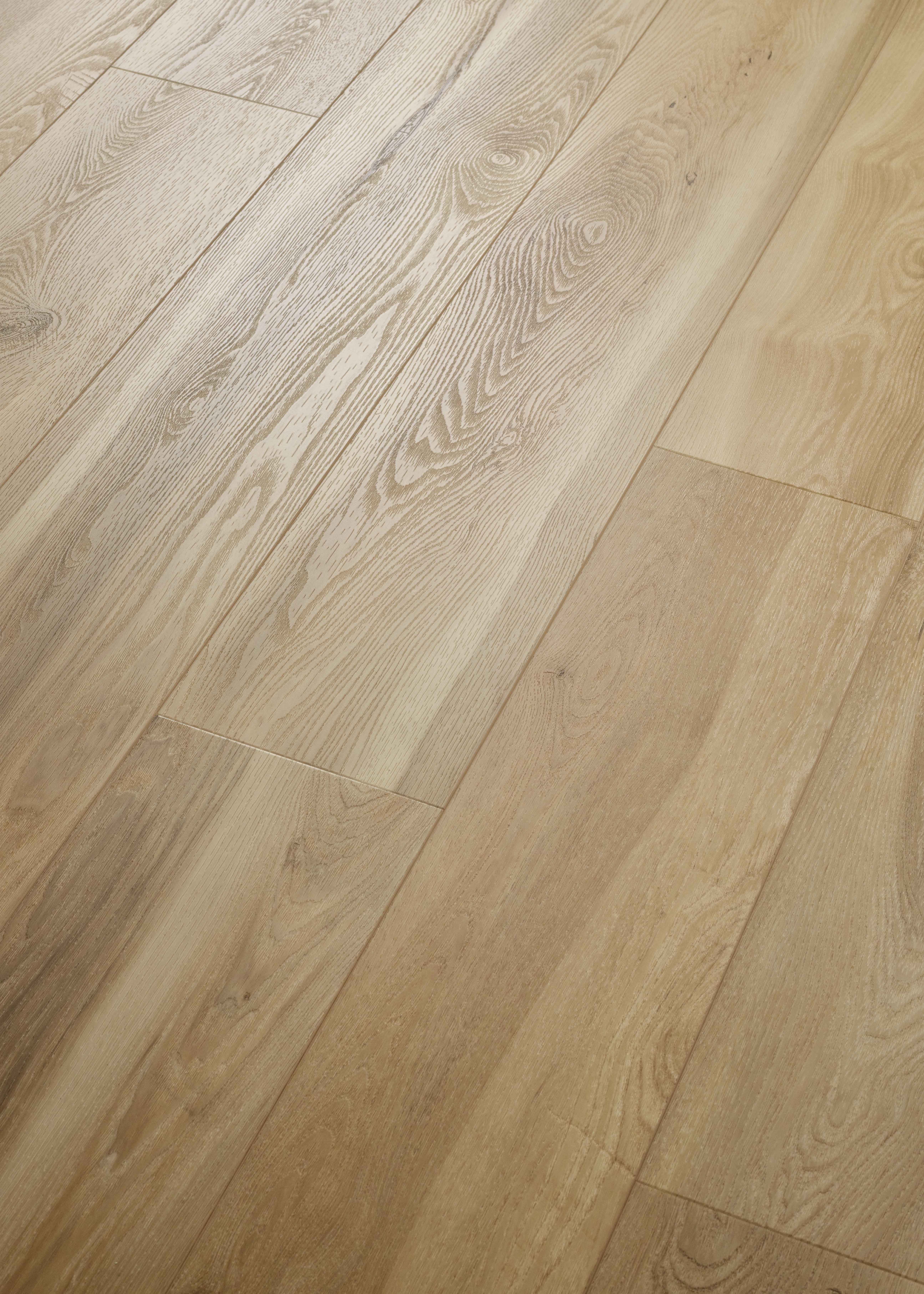 COREtec® Rigid Klick-Vinyl 'Ocala Walnut 54' - The Essentials - 50 LVRE 2054