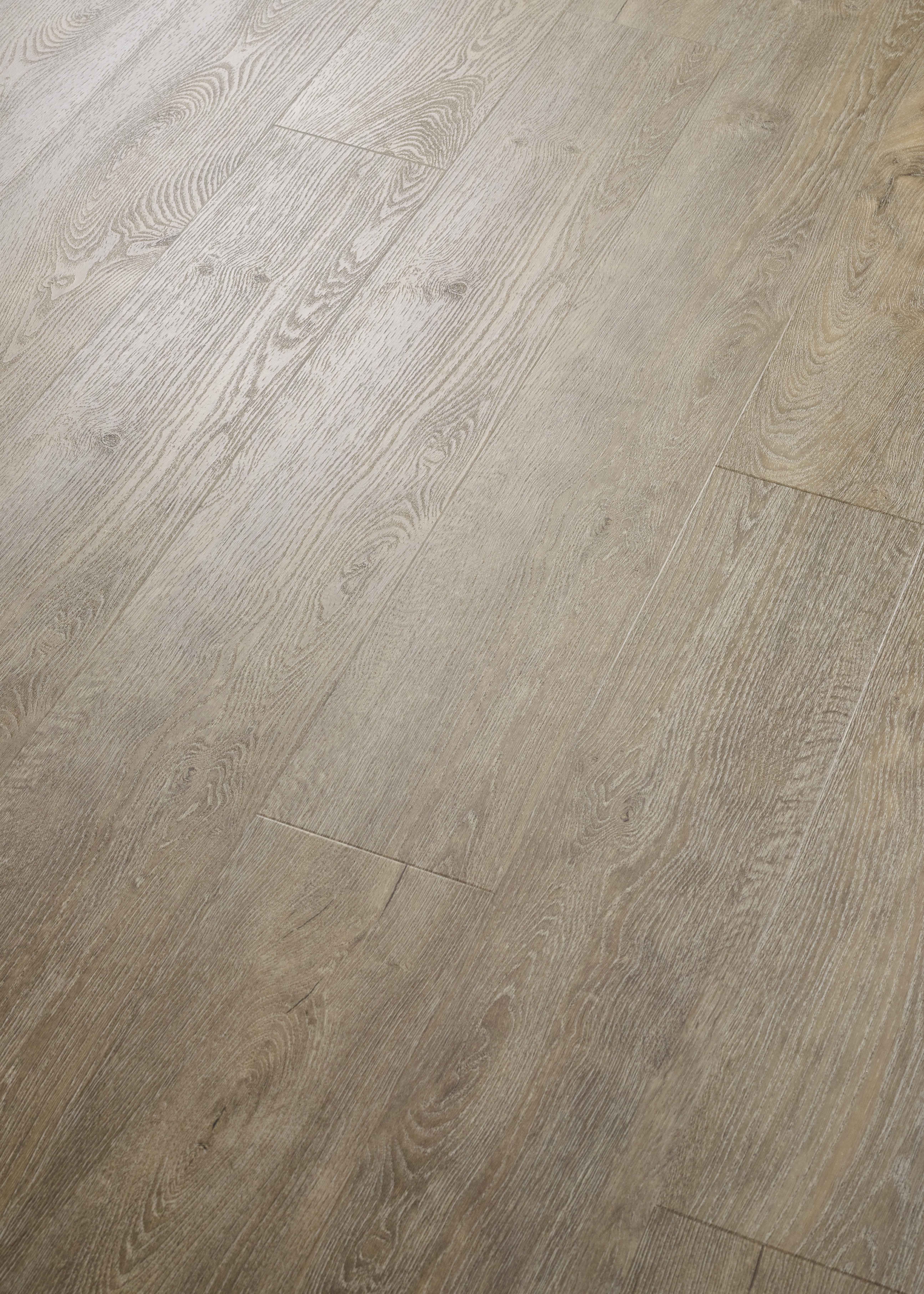 COREtec® Rigid Klick-Vinyl 'Waterton Lakes Oak 04' - The Essentials - 50 LVR 9604