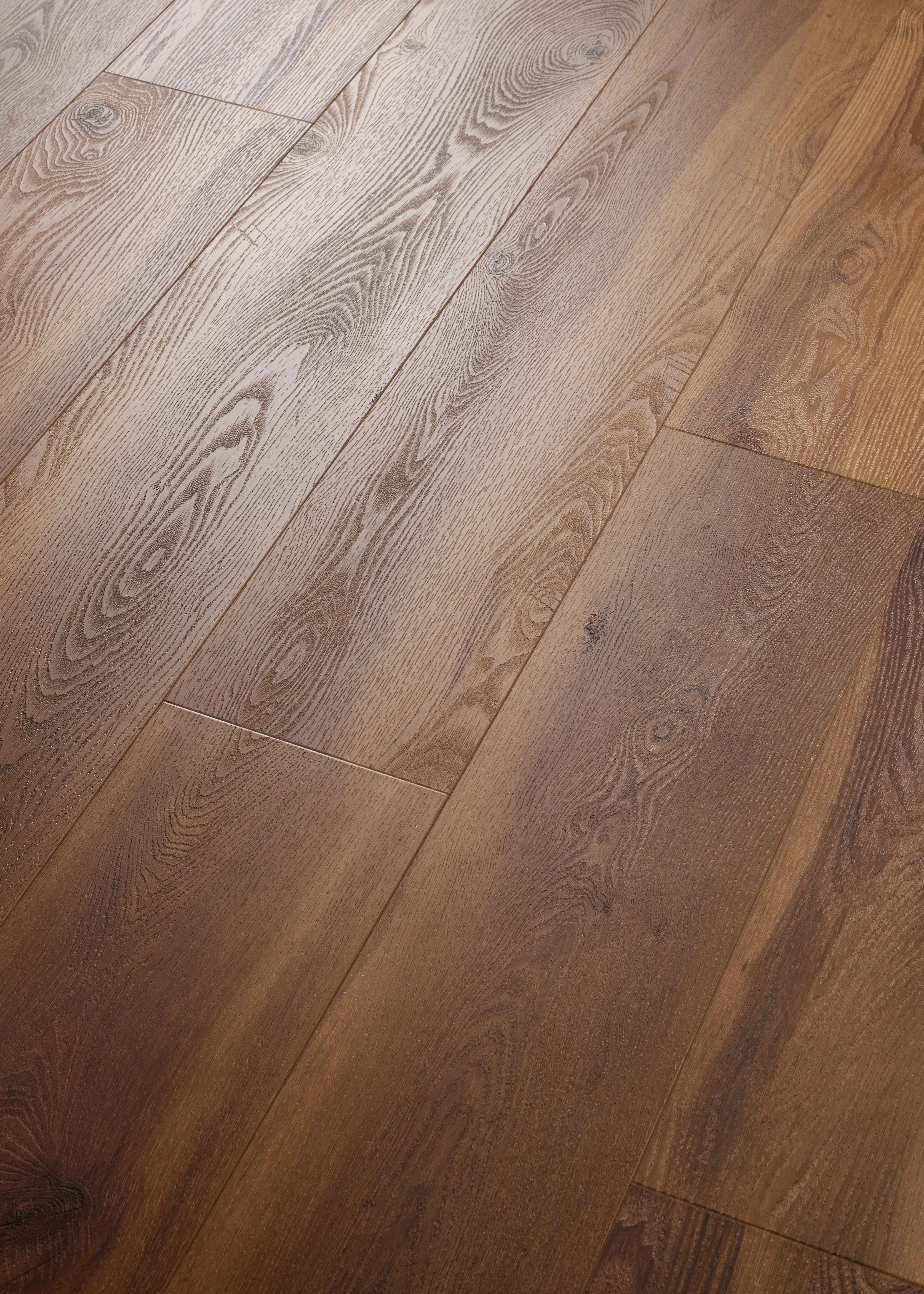 COREtec® Rigid Klick-Vinyl 'Ocala Walnut 68' - The Essentials - 50 LVRE 2068
