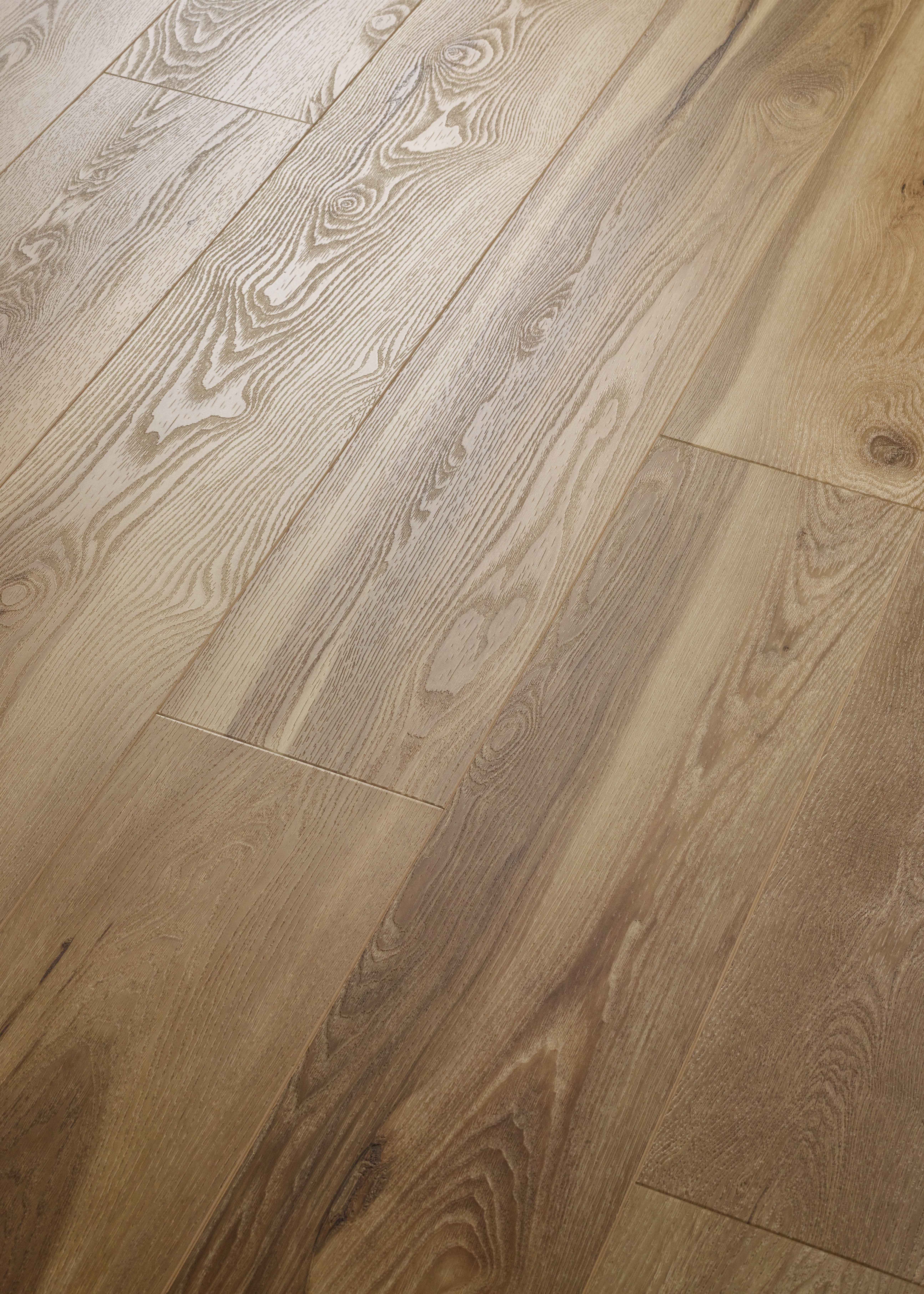 COREtec® Rigid Klick-Vinyl 'Ocala Walnut 87' - The Essentials - 50 LVRE 2087