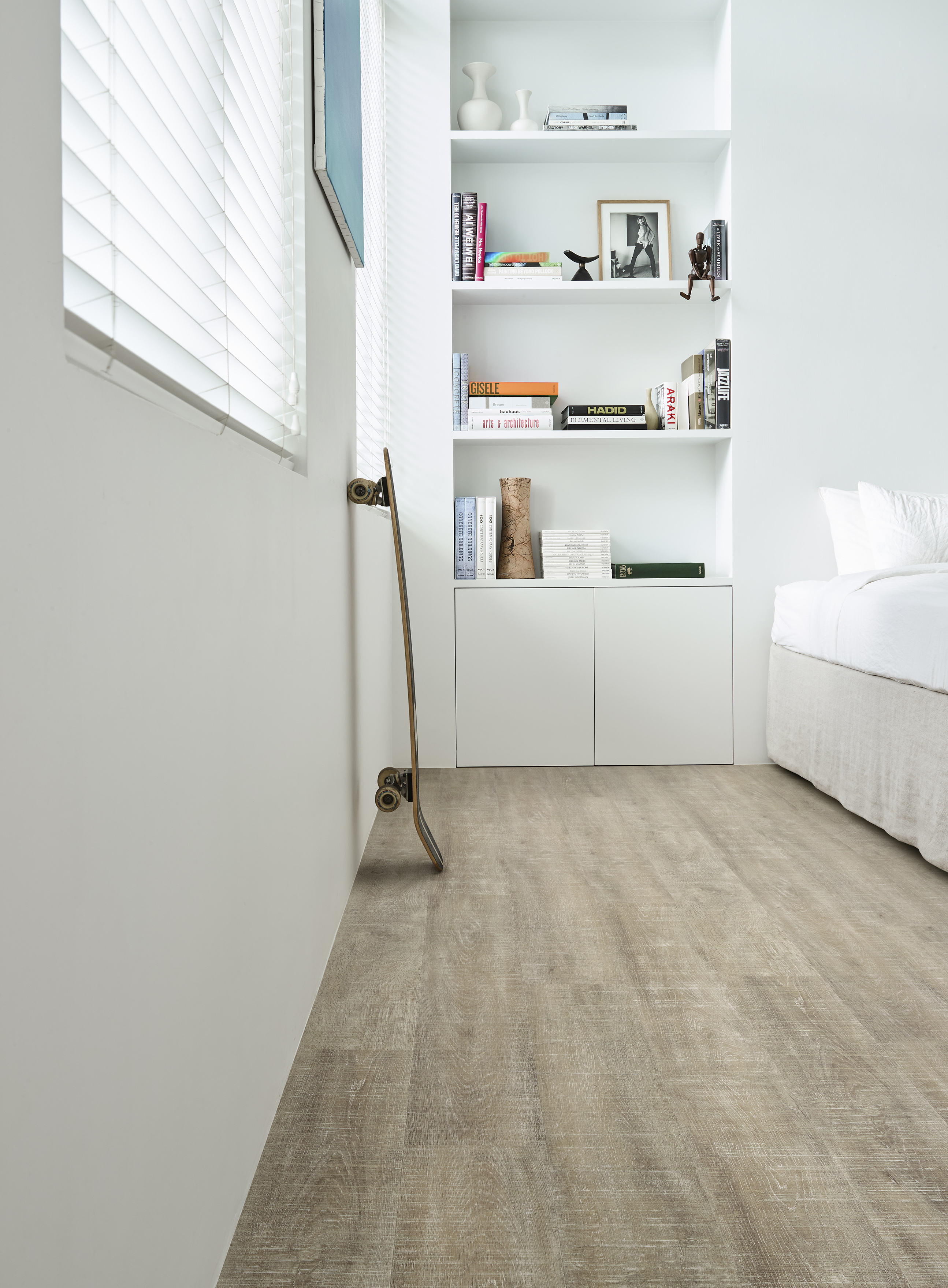 COREtec® Rigid Klick-Vinyl 'Nantucket Oak 11' - The Essentials - 50 LVP 211