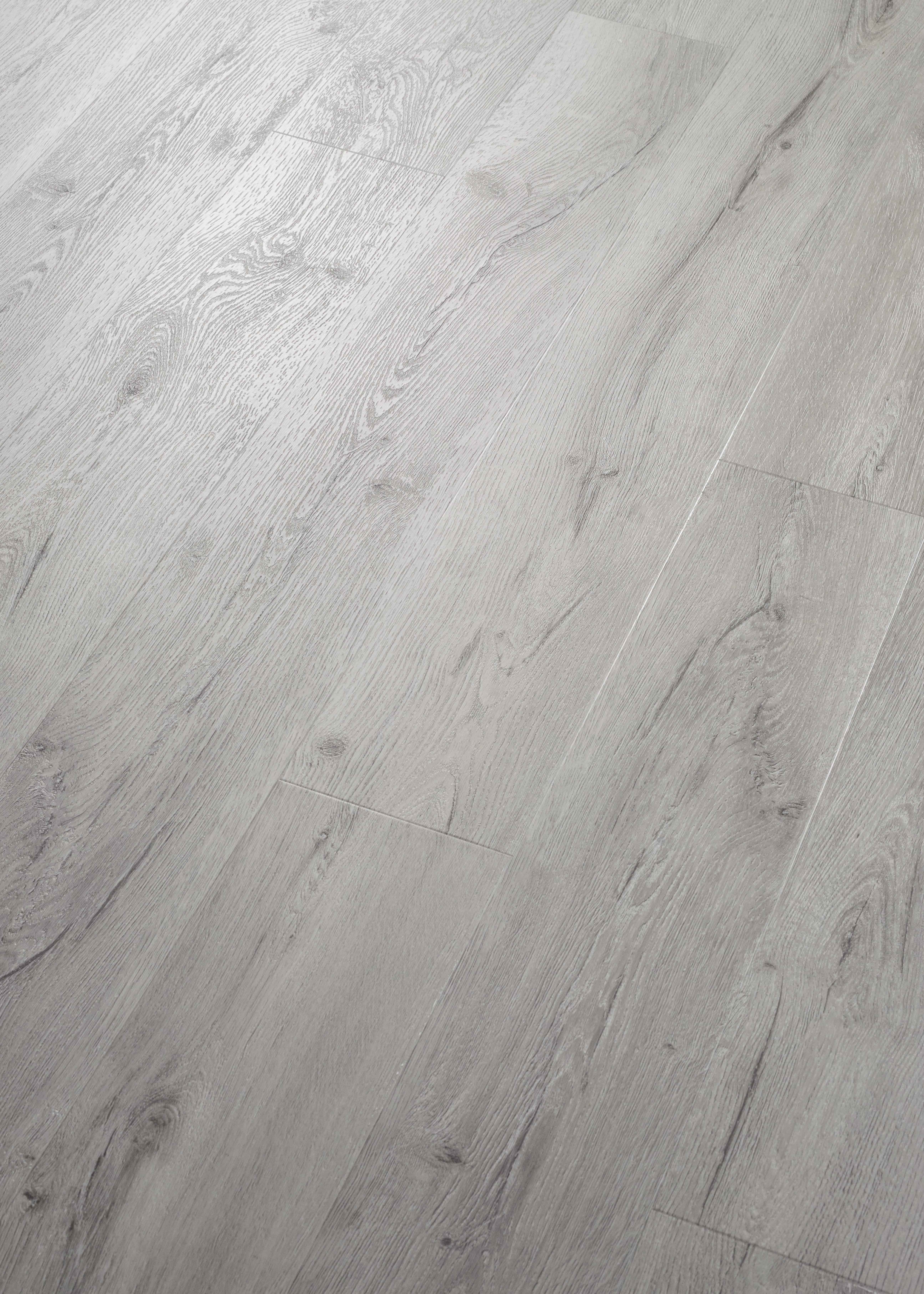 COREtec® Rigid Klick-Vinyl 'Wind River Oak 06' - The Essentials - 50 LVR 8606